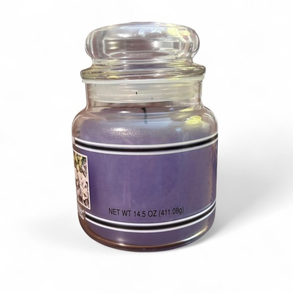 Yankee Candle Hydrangea 14.5 oz Housewarmer Jar Retired Scent Lightly Used - Picture 2 of 5